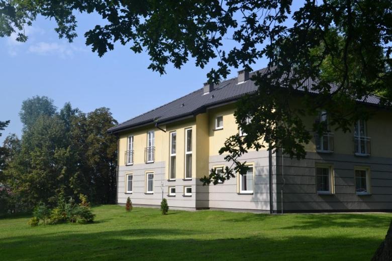 Park Hotel Dobrodzien Buitenkant foto